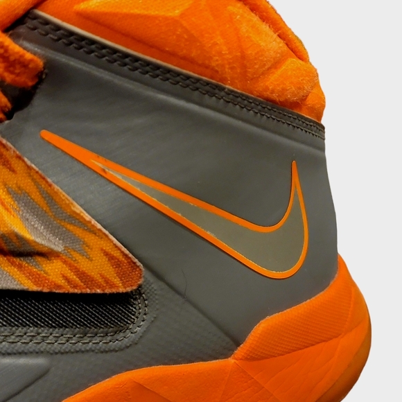 Nike Lebron Zoom Soldier 7 gray and orange size 11 - Picture 8 of 12